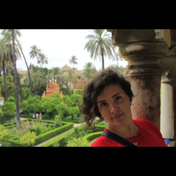 Meet your Posher, Maria - Picture 3 of 3